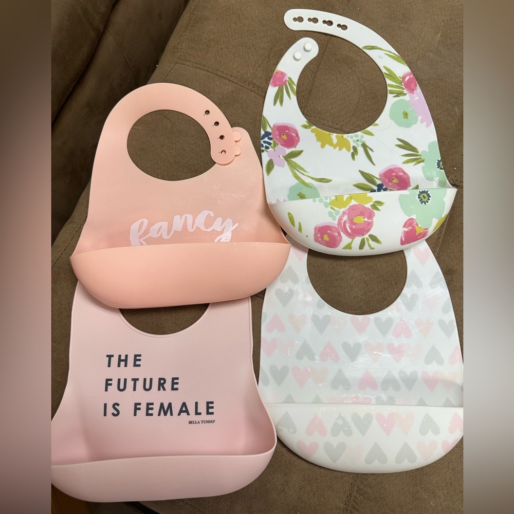 Used bibs for girl
